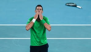 2025年中国足协杯决赛将上演国安 vs 河南之战，国安压力大，河南轻装上阵，两队争夺冠军，势均力敌。