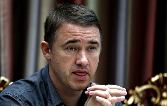 接受足球训 接受足球训